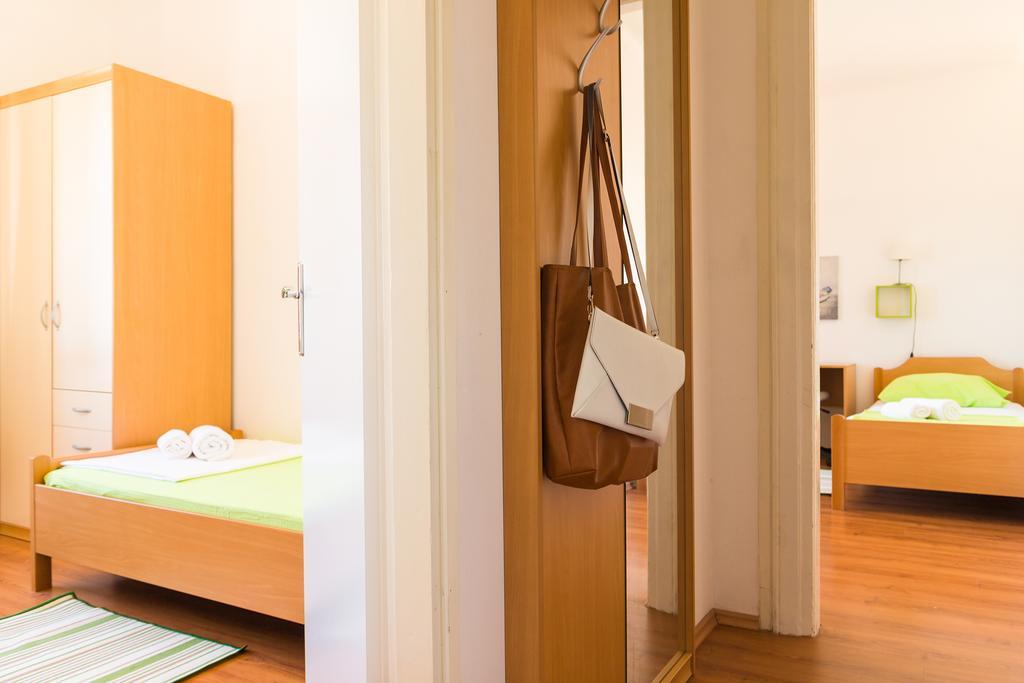 Apartment Mia Риека Экстерьер фото