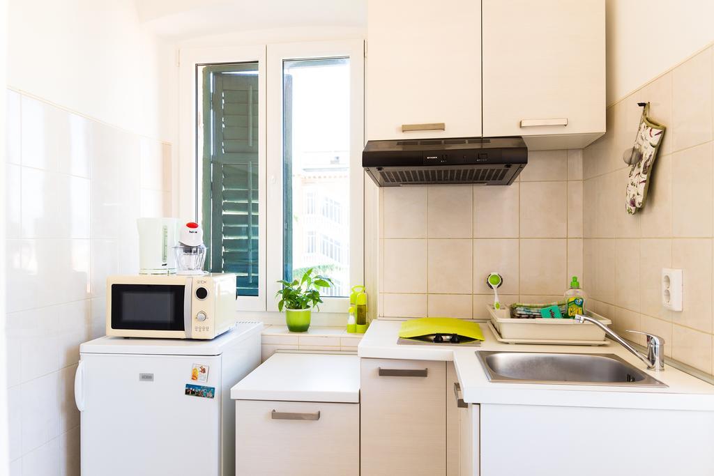 Apartment Mia Риека Экстерьер фото